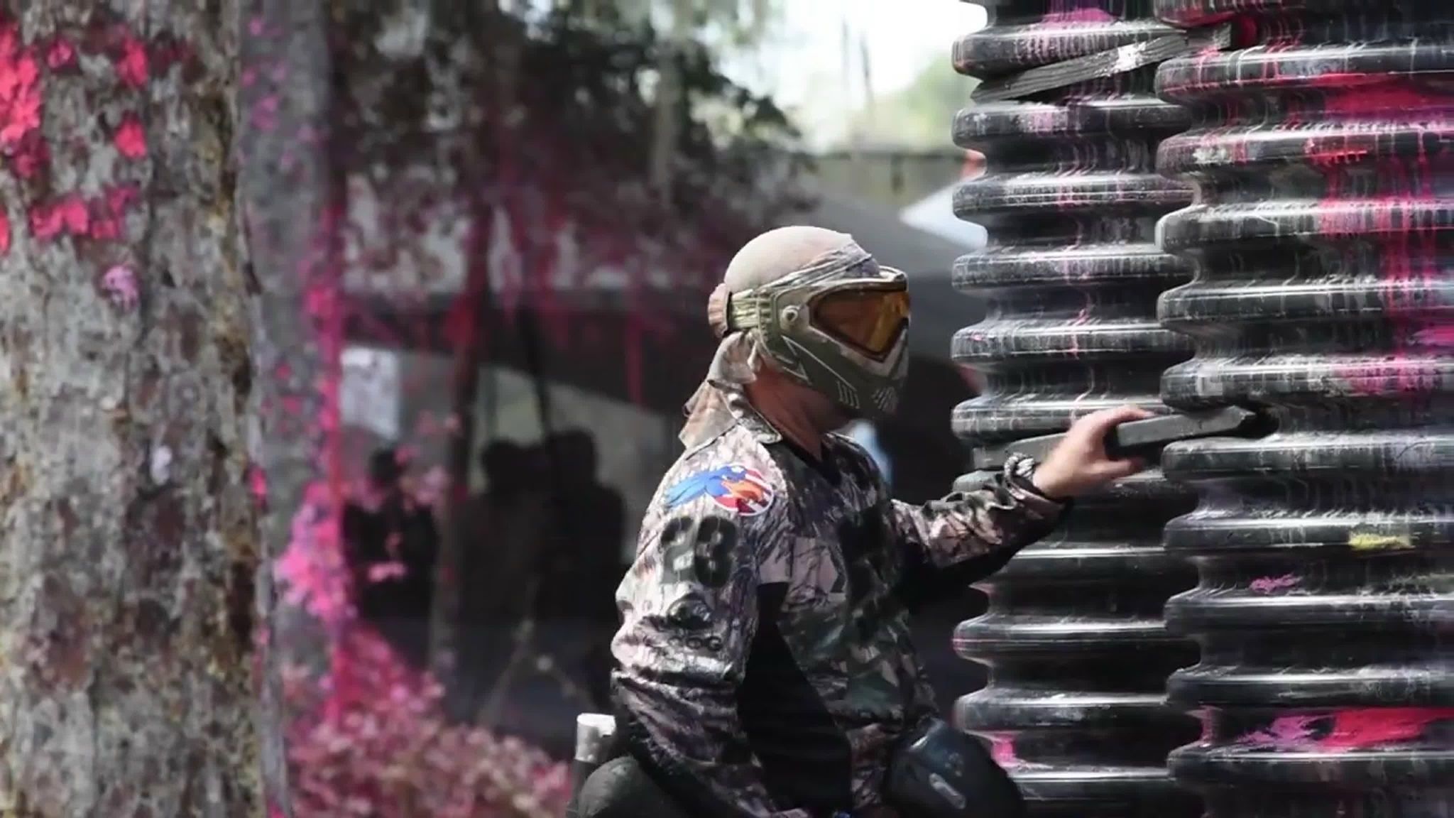 Amazing 10 Man Paintball Action - Classic Paintball